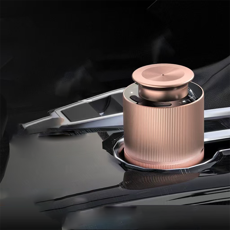 Metalowy, przenośny, ładowalny – Home Fragrance Oud recenzja i cena