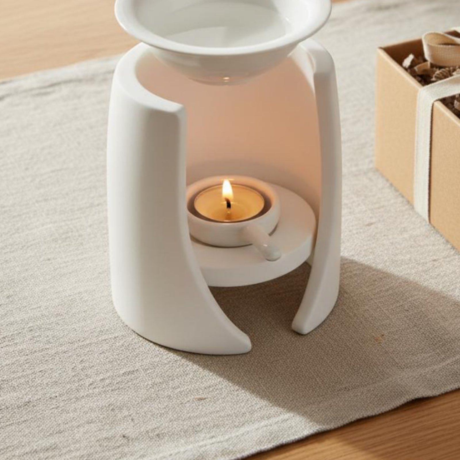 Lampa zapachowa, łatwa w użyci – Ceramic Oil Burner recenzja i cena